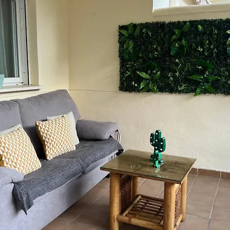 Apartment Torrequebrada Con Piscina Salada